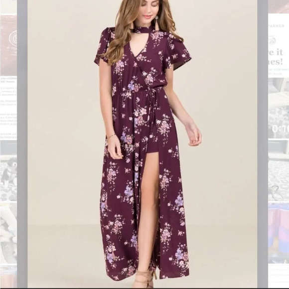 Dresses & Skirts - Miami Maroon Floral Romper Dress Size Small